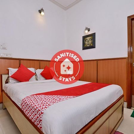 Oyo 3436 Shree Utsav Palace Guest House كولكاتا المظهر الخارجي الصورة