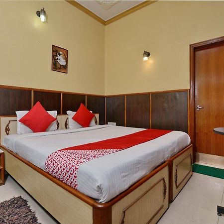 Oyo 3436 Shree Utsav Palace Guest House كولكاتا المظهر الخارجي الصورة