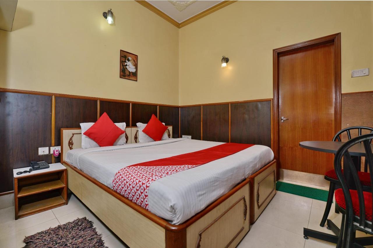 Oyo 3436 Shree Utsav Palace Guest House كولكاتا المظهر الخارجي الصورة