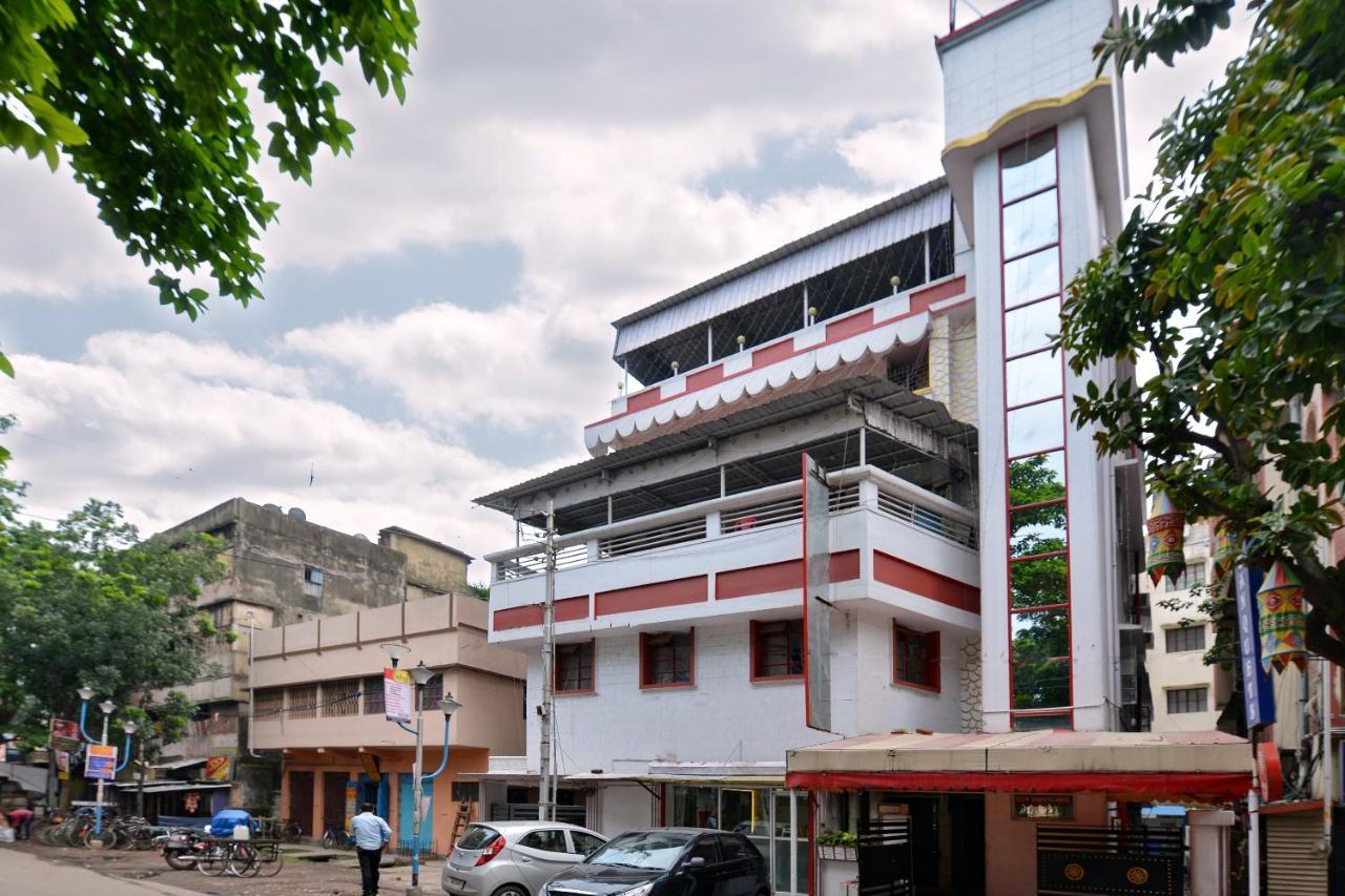 Oyo 3436 Shree Utsav Palace Guest House كولكاتا المظهر الخارجي الصورة